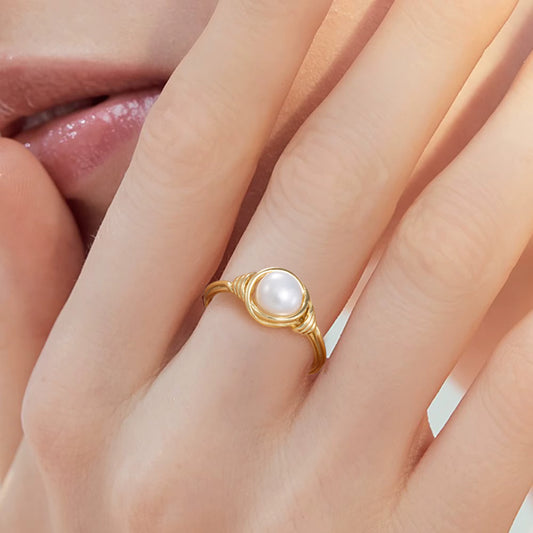 Twist Pearl Ring
