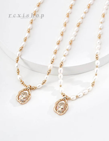 Dot Necklace