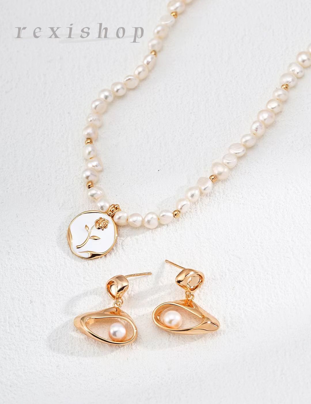 Rosy Necklace