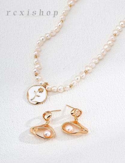 Rosy Necklace