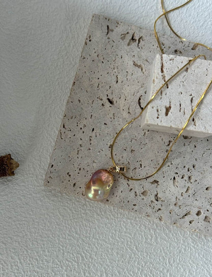 Iridescent Mini-Bus Necklace