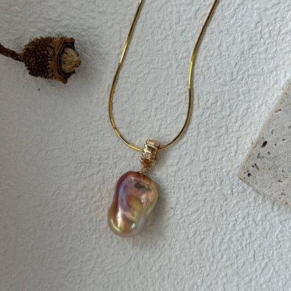 Iridescent Mini-Bus Necklace