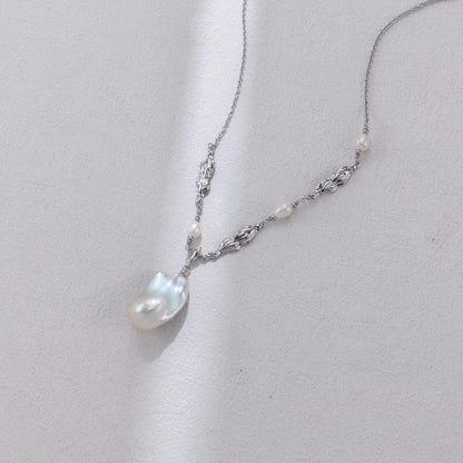 Pure Necklace