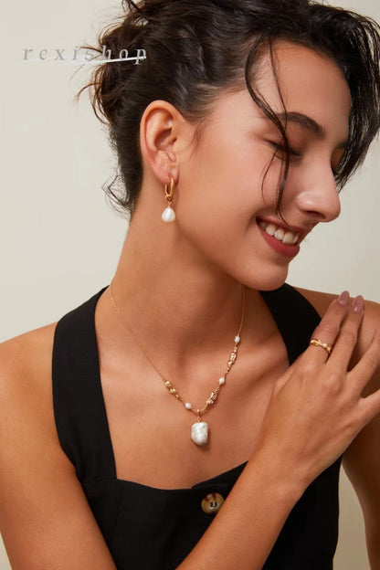 Pure Necklace