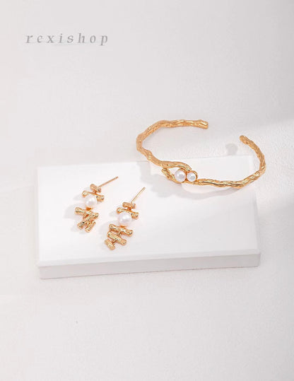 Simple Earrings