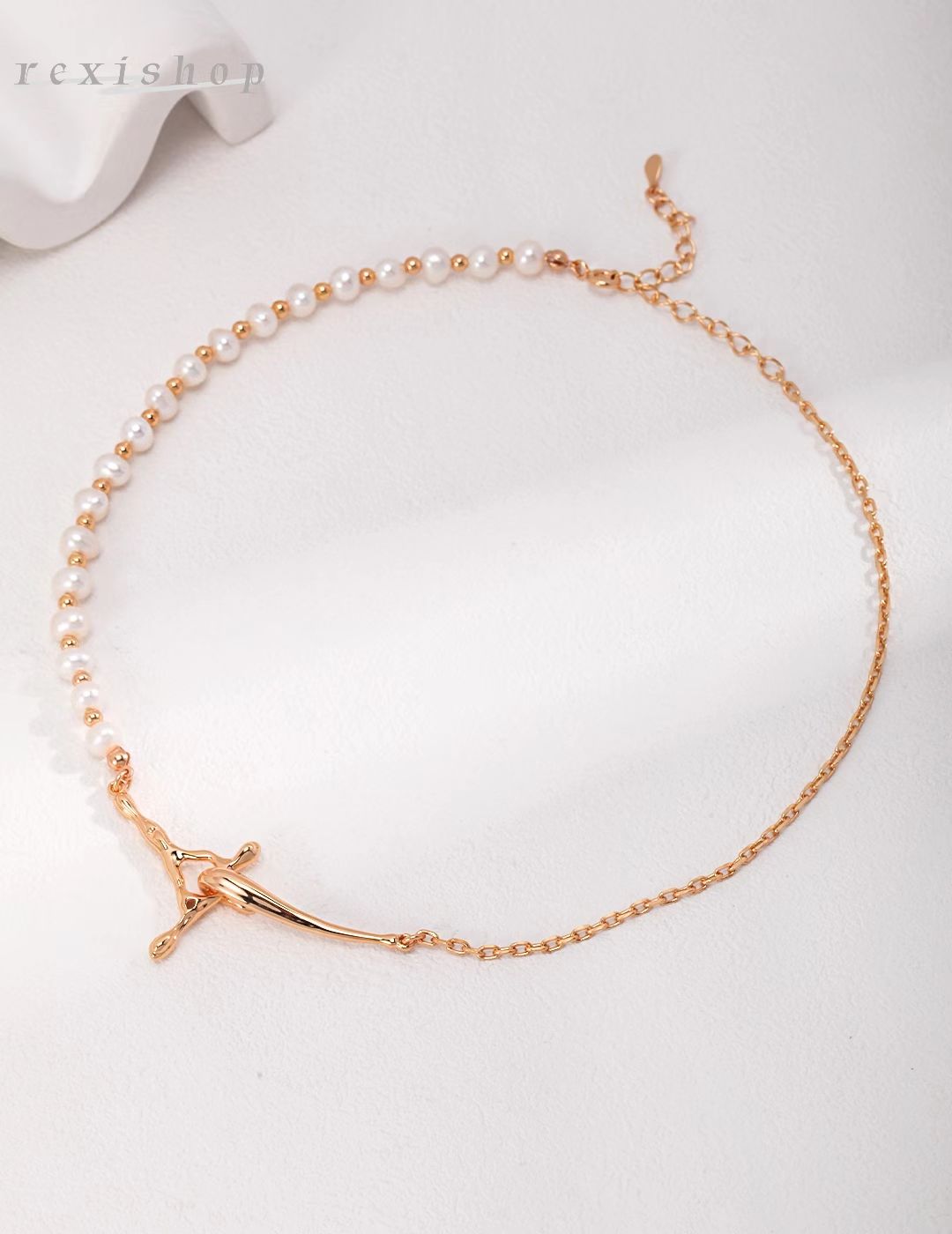 Flow Necklace