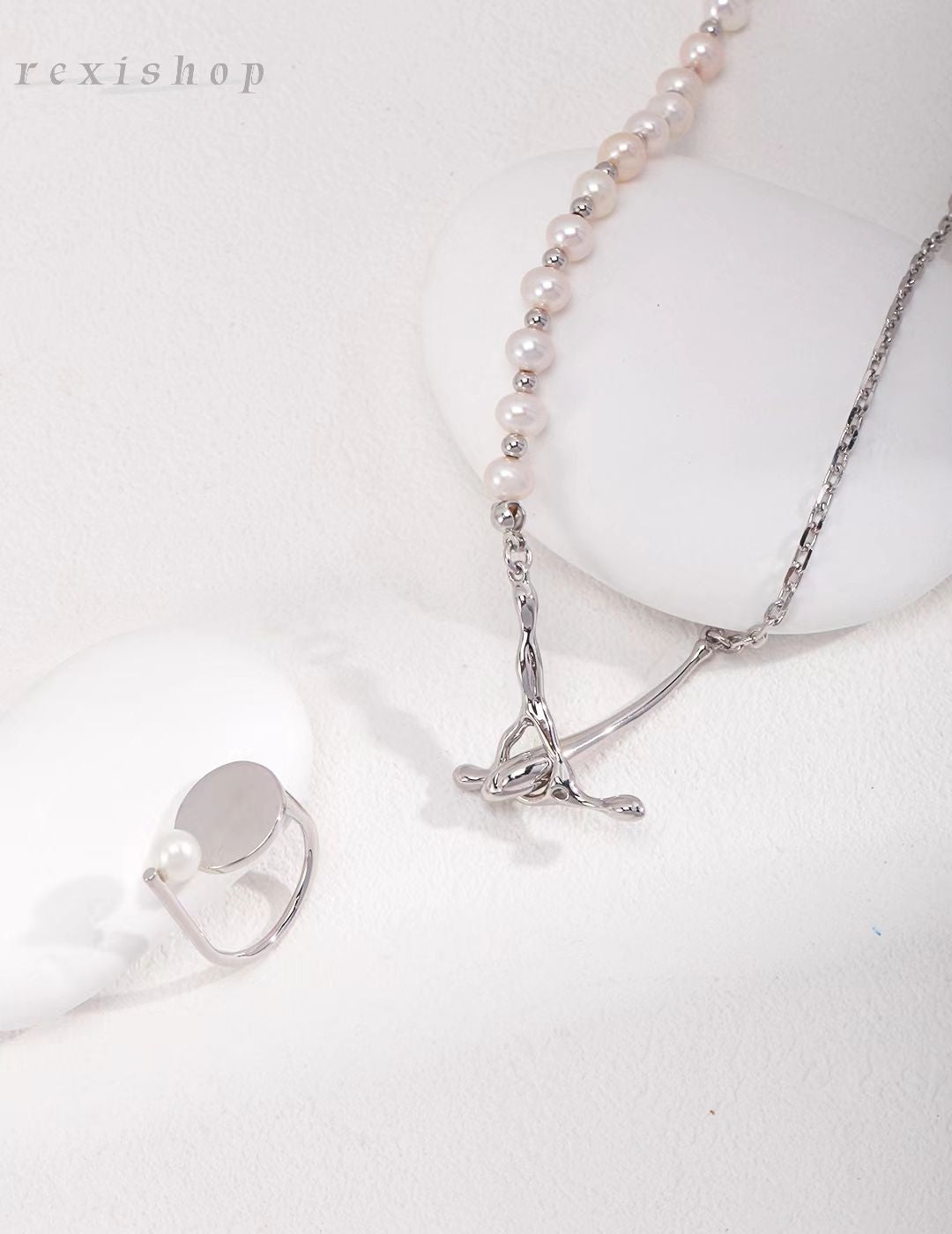 Flow Necklace