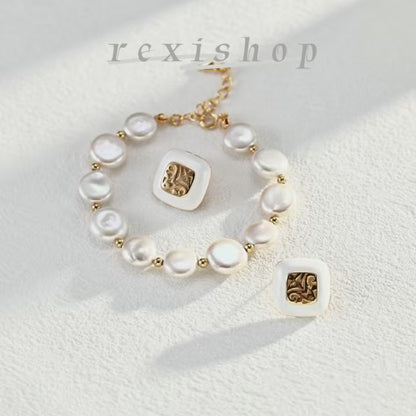 Button Bracelet